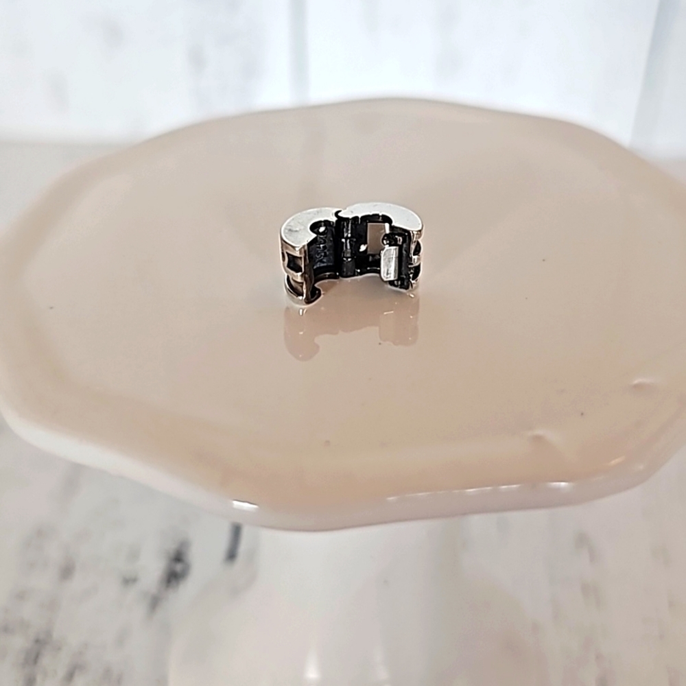PANDORA CZ ABSTRACT CLIP - Picture 2 of 3